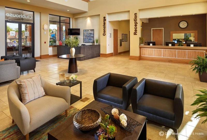 Upscale 2Br Lakefront Townhome - Private Hot Tub! Orlando Exterior photo